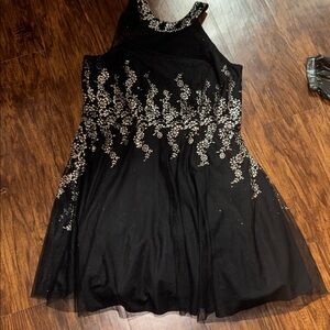 Elegant Black Floral Embroidered Dress